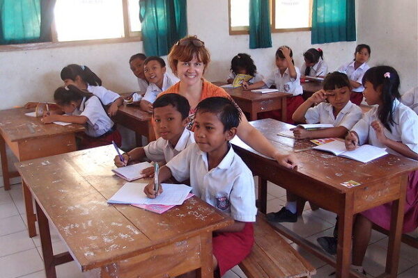 Indo kids in classroom